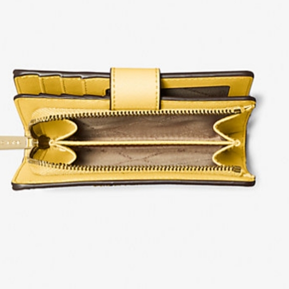 Michael Kors Medium Cross Grain Leather Wallet: Daisy Yellow, 5.25×3.5×1.25, NWT - Picture 4 of 4